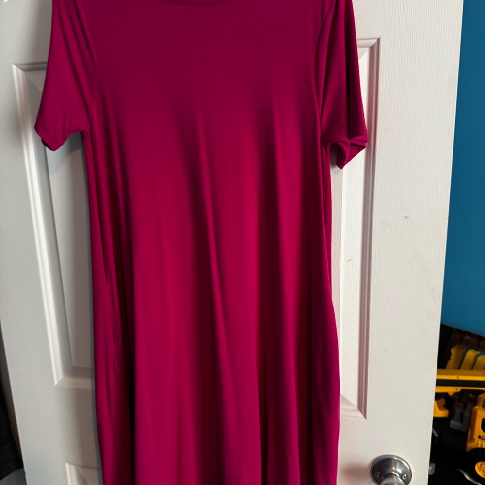 Zenana Outfitters Fuchsia Top